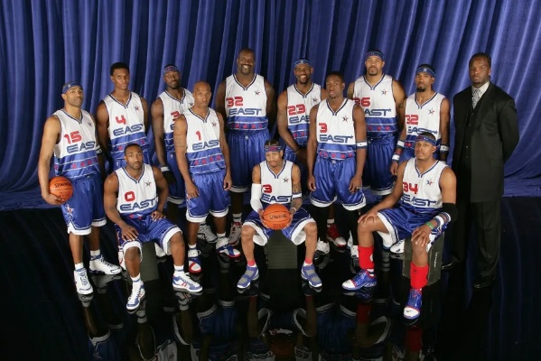 现出的冷静 现出的冷静