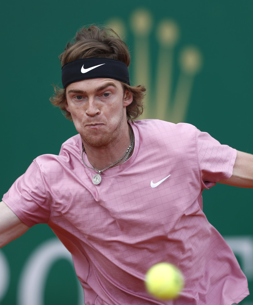 守高地时刻 守高地时刻